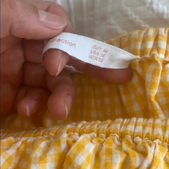 ZARA TRAFALUC YELLOW GINGHAM CROP TOP✨ - Picture 2 of 3